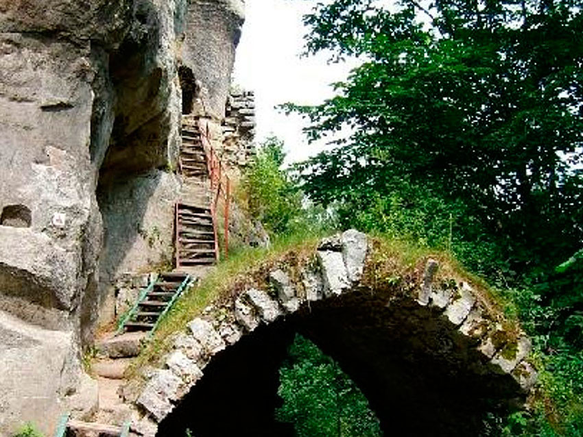 Hrad Skály